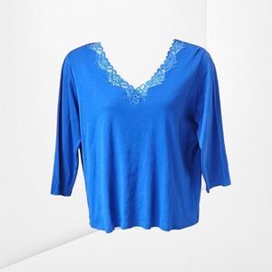 JONES NEW YORK SIGNATURE 2X Women's Royal Blue Lace V- Neck top
